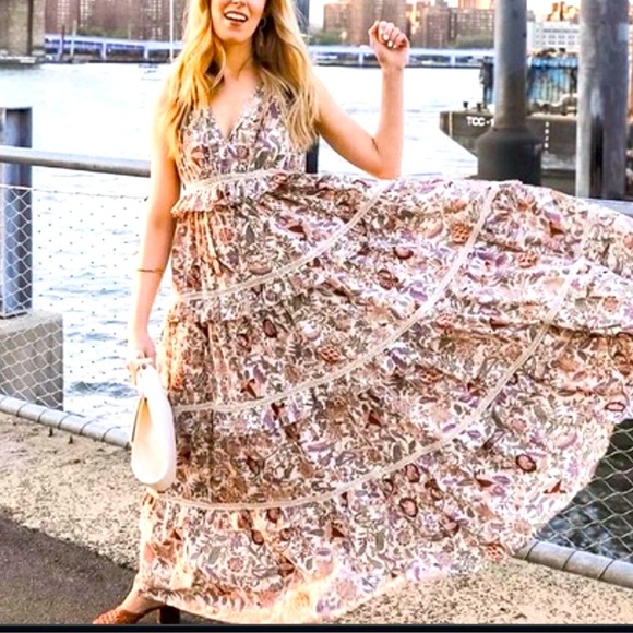 Love the Label Helena Floral Botanical Maxi Dress - Picture 1 of 10